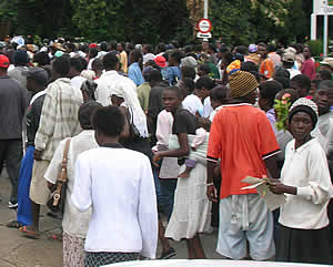 The large WOZA & MOZA crowds at the intersection of Nelson Mandela Ave & Sam Nujoma Street, as they march towards Parliament building